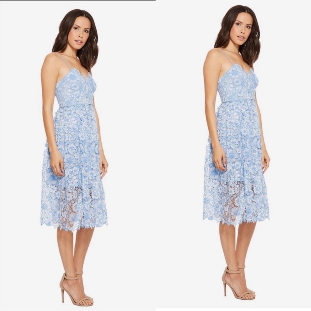 Donna Morgan Chemical Lace Two Tone Dress in Blue, Size 4 - Picture 2 of 10